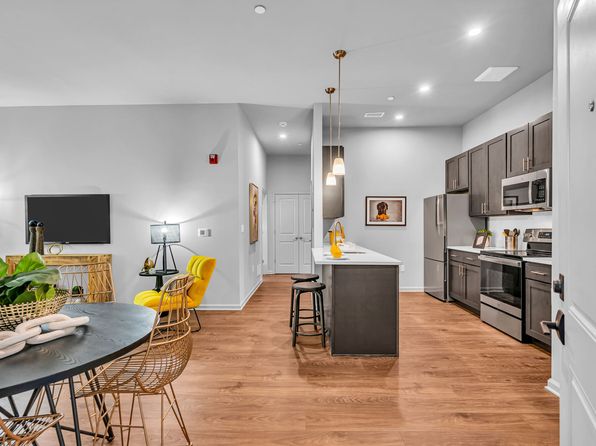 99 Brightmoor Rd #824