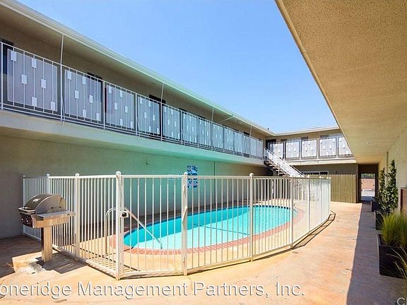 5th image of 14521 Clark St APT 25