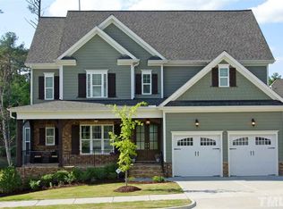 2812 Banks Knoll Dr, Cary, NC 27519
