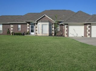 17071 SW 36th St, El Reno, OK 73036