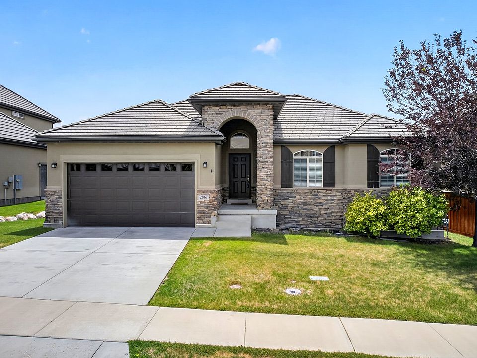 1st image of 2867 W Shady Hollow Ln