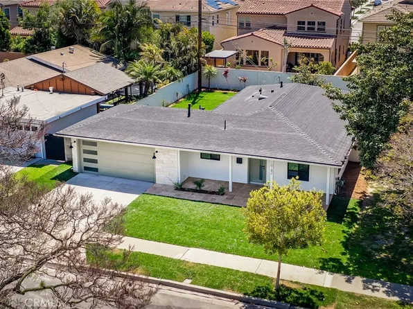 10182 Halawa Dr, Huntington Beach, CA 92646