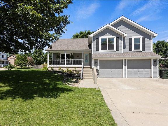 2nd image of 3812 Clayton Dr
