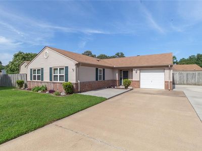 1904 Sentinec Ct, Virginia Beach, VA, 23453