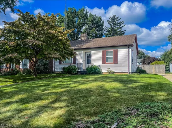 227 Montrose Ave NW, Canton, OH 44708