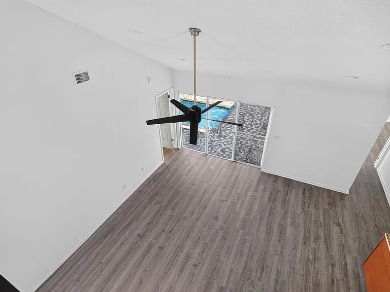7812 Linkside Dr — Photo 23