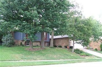 2nd image of 1273 Sherwood Forest Dr
