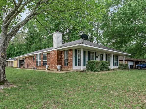 8920 Hollow Bluff Dr, Haughton, LA 71037