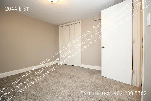 2044 E St — Photo 12