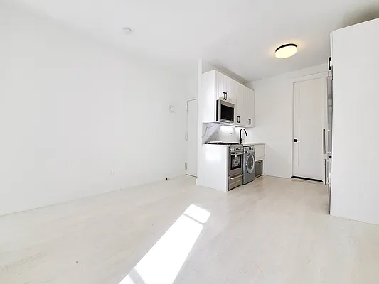 Rented by Brooklyn Blocks Real Estate | media 5