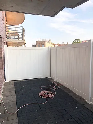 Rented by Zjama Realty Corp | media 8