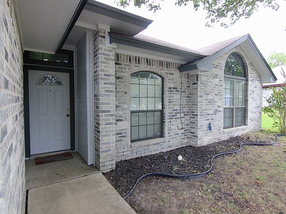 2nd image of 4107 Shumard Dr