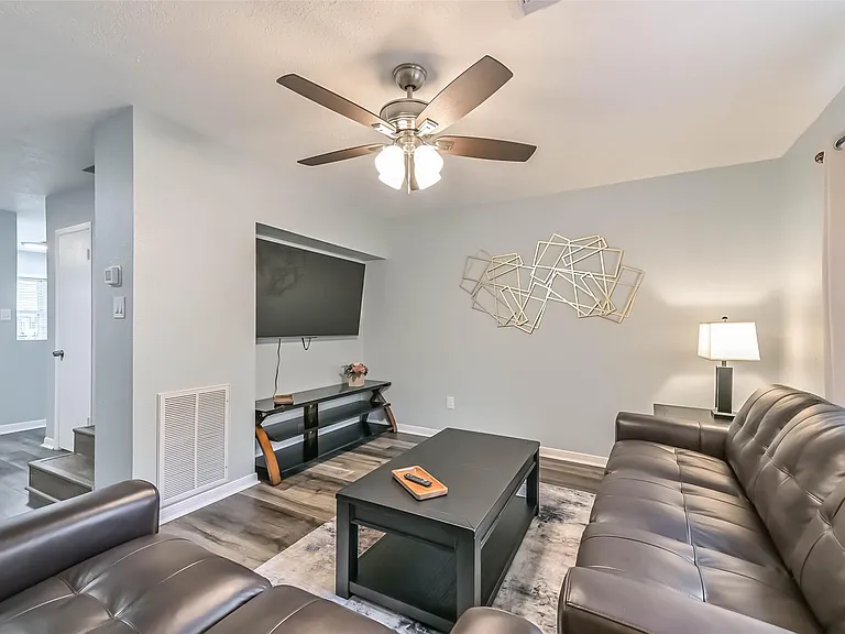 1415 Ramada Dr #1415 — Photo 3