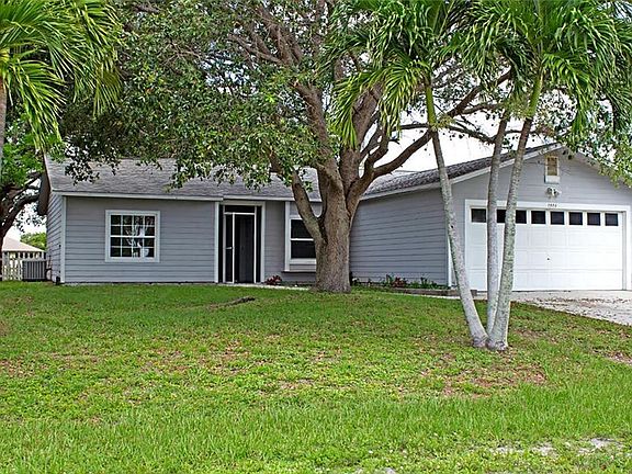 3rd image of 2920 SW 5th Ave