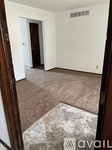 2205 Stoneybrook Rd — Photo 3