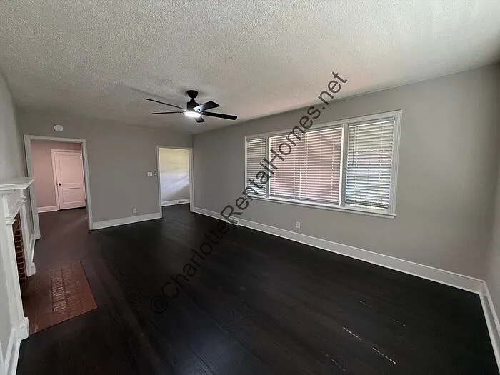 3 bed, 2.0 bath, 1424 sqft, $1,500 — Photo 4