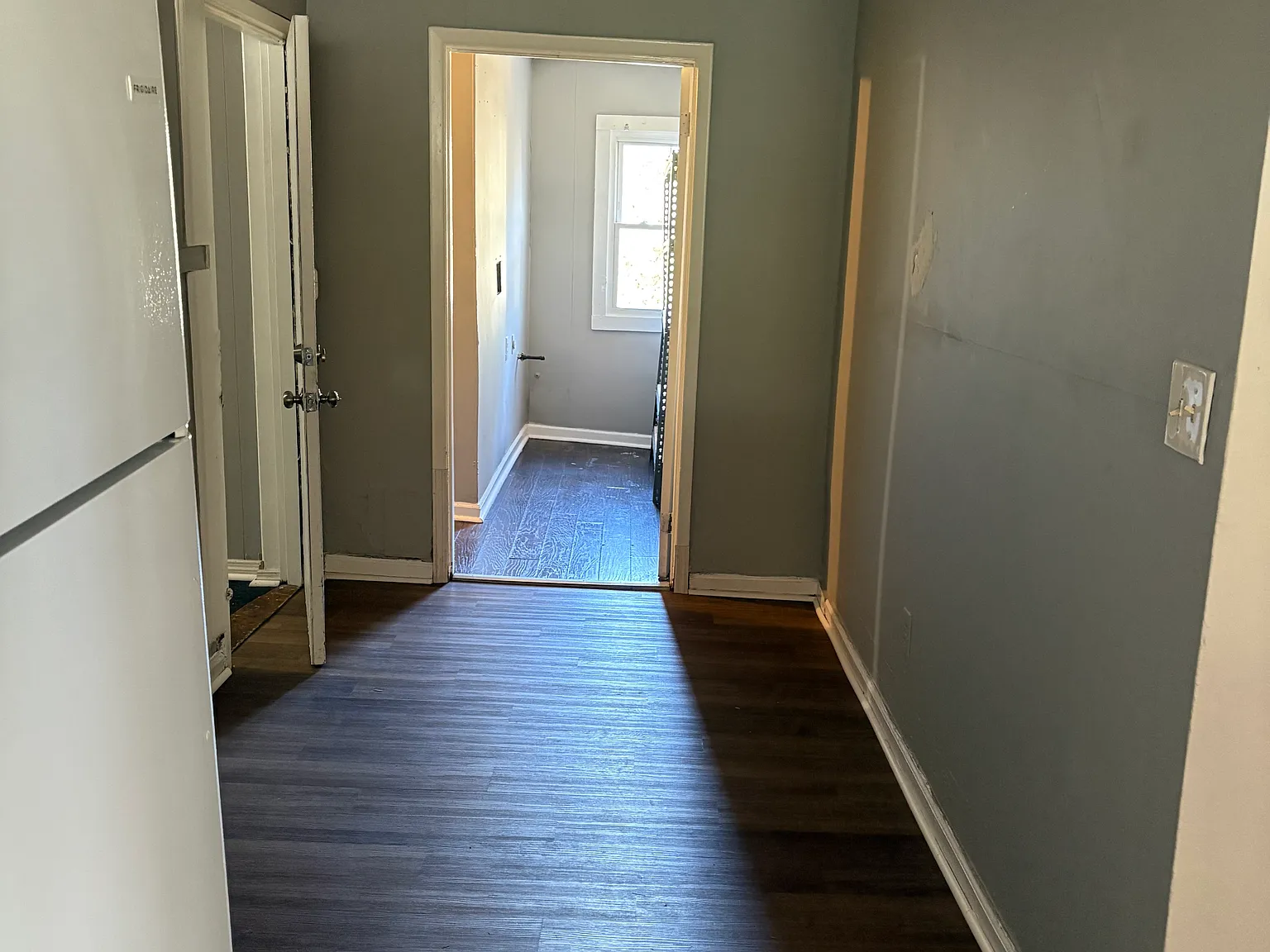 2 bed, 1200 sqft, $1,200 — Photo 4