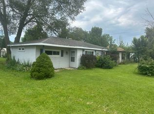 6627 State Road 31, Racine, WI 53402