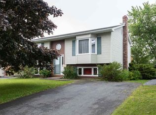 223 Mount Edward Rd, Dartmouth, NS B2W3L4