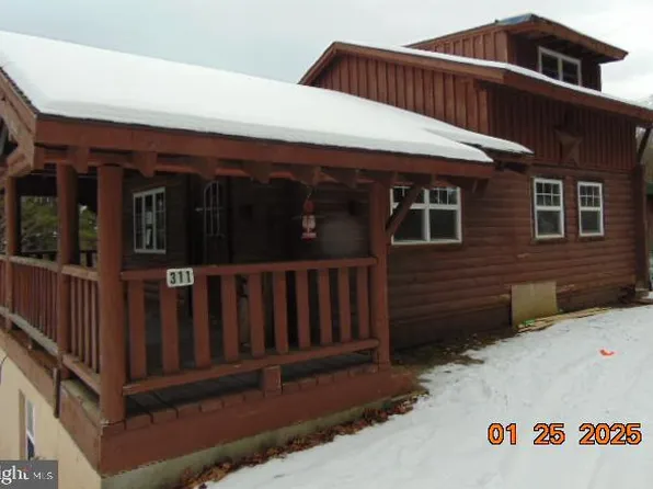 311 Mine Rd, Grassflat, PA 16839