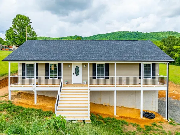 4530 E Lee Hwy, Max Meadows, VA 24360