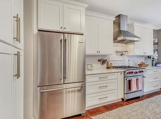 8 Brevard Ct, Savannah, GA 31410