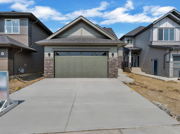 264 Falcon Cres, Leduc, AB T9E 1V2
