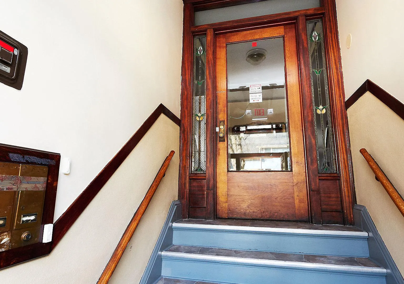 517 Jackson Blvd — Photo 3