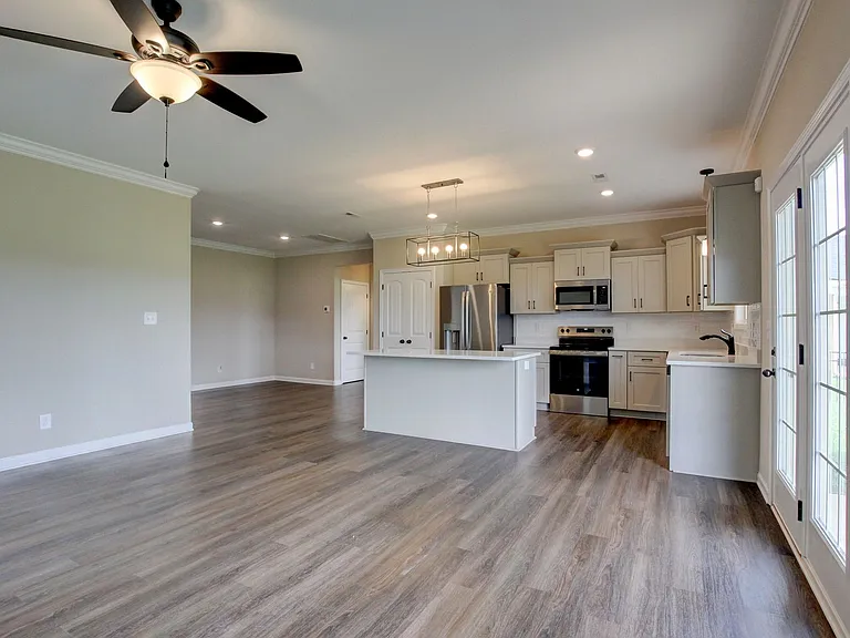 2547 Rafiki Dr — Photo 30