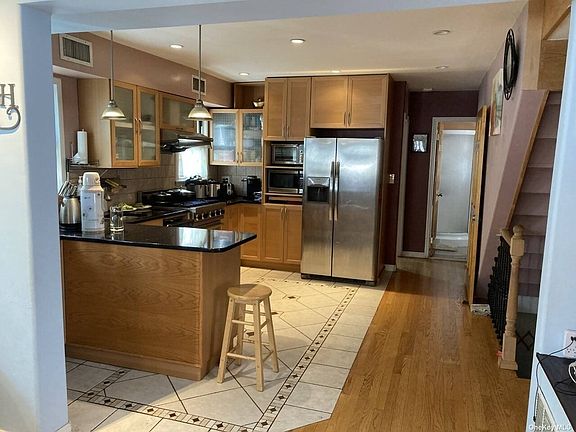 5th image of 6902 Alderton St
