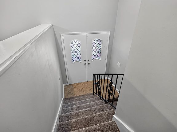 4th image of 1317 Winola Ln