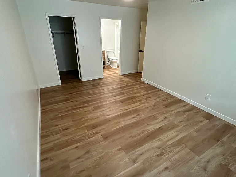 383 Cannon Green Dr #A — Photo 20