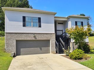 8665 Reba Ln, Hixson, TN 37343