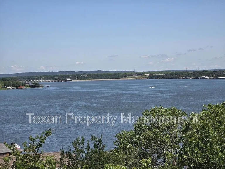 4013 Mabery Ct — Photo 2