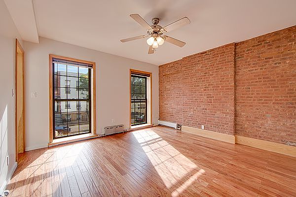 1st image of 178 Eckford St APT 2