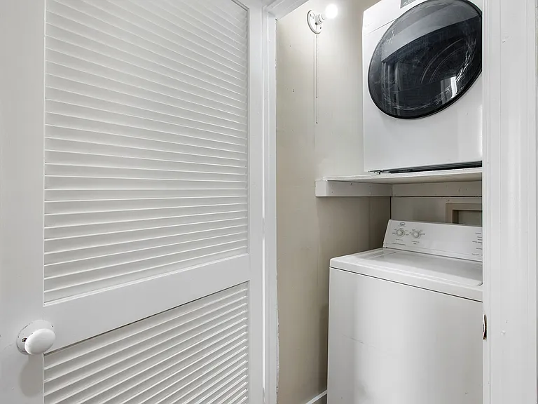 2604 Grove Ave #1 — Photo 14