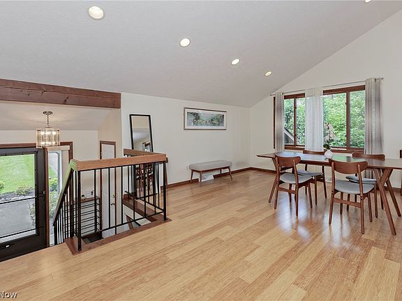 3rd image of 7291 Hollyhock Ln