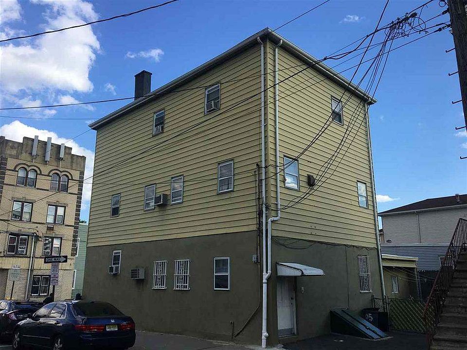 2nd image of 6613 Palisade Ave