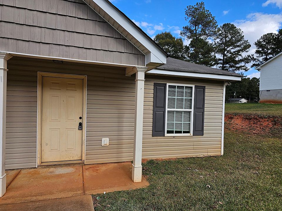 1st image of 126 India Woods Dr #126