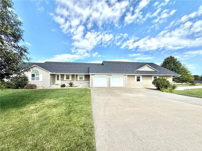 27119 Southridge Dr, Maryville, MO, 64468