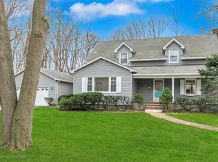 121 Rumson Pl, Little Silver, NJ 07739
