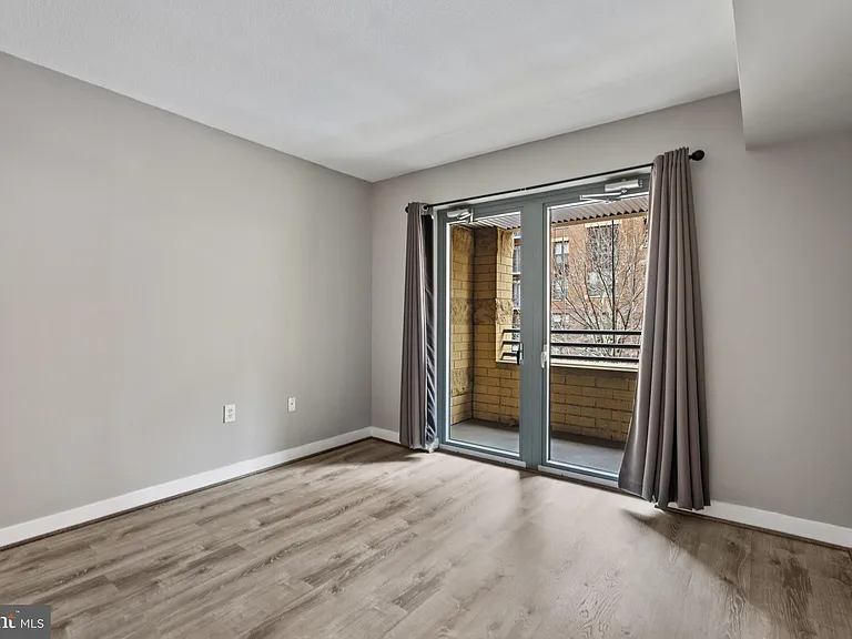 1117 10th St NW #202 — Photo 12