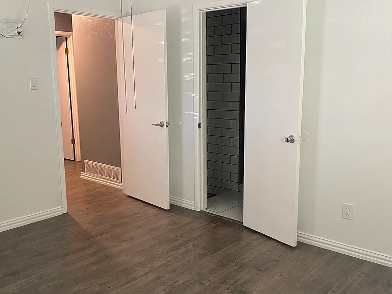 6800 Del Prado Ave — Photo 5