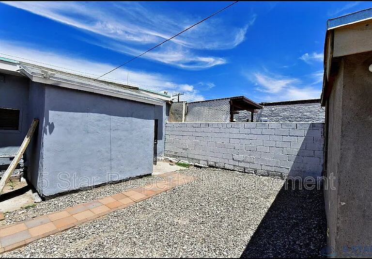 1910A Olive Ave — Photo 24