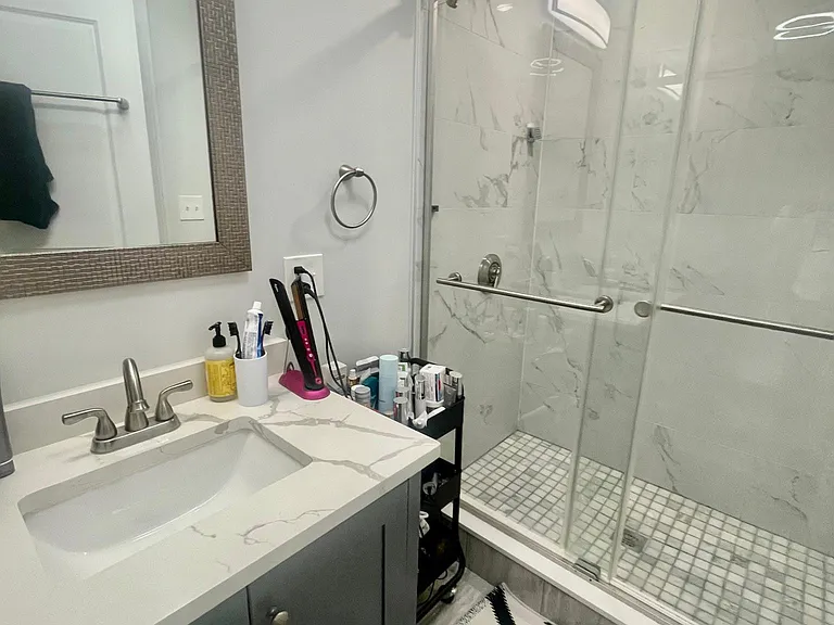 193 Sheridan Ave #1 — Photo 16