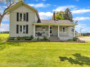 425 N M 52, Webberville, MI 48892