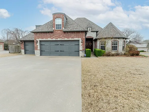 9500 N 139th Ct E, Owasso, OK 74055