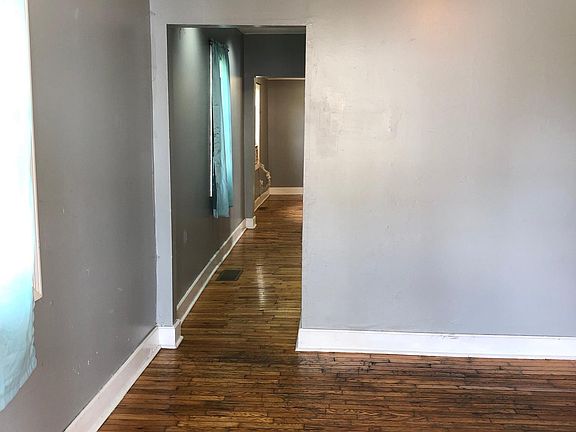 4th image of 432 W Walnut St