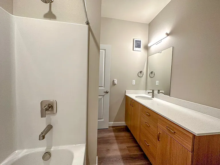 Autumn Woods Apartments — Photo 57