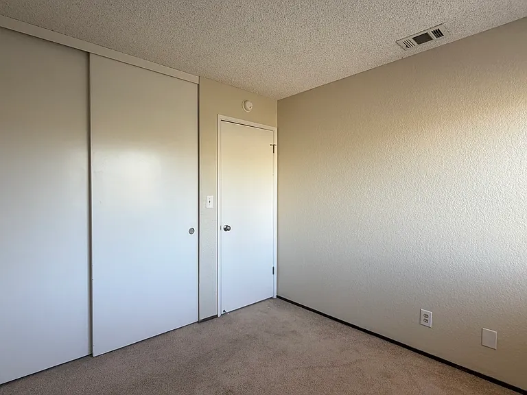 32727 Gustine St — Photo 18